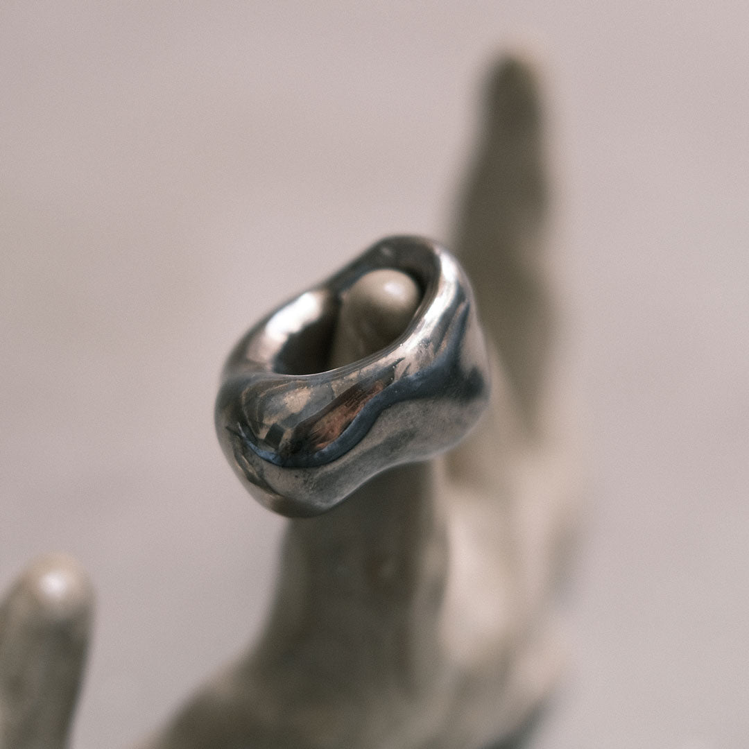 OYST Ring / Platinum Fluid